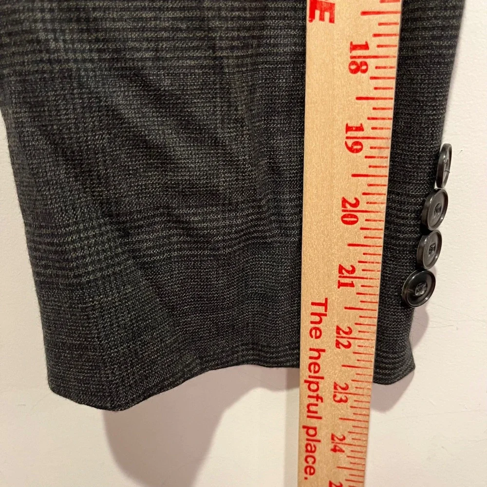 Jos A Bank 1905 Tailored Fit Wool Blend Plaid Blazer Sport Coat Grey 39R